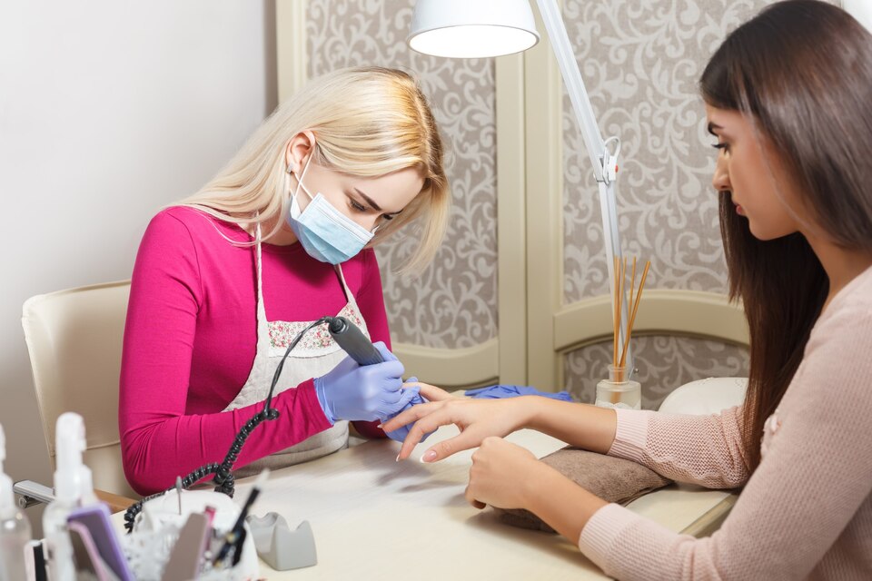 Germiyan Manikürcü